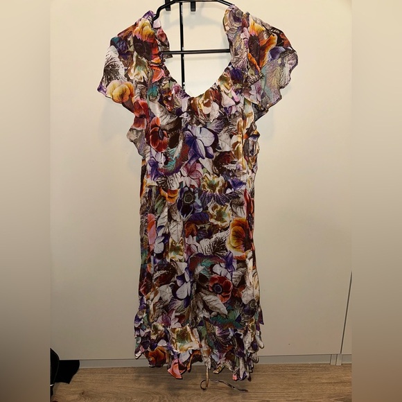 NWOT Anthropologie Ruffled Mini Wrap Dress 
Size Small - Picture 6 of 11